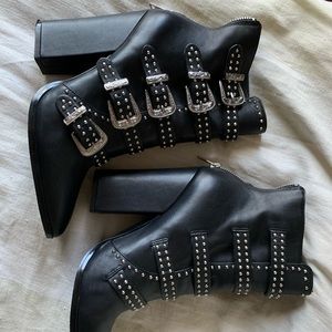 Steve Madden buckle booties